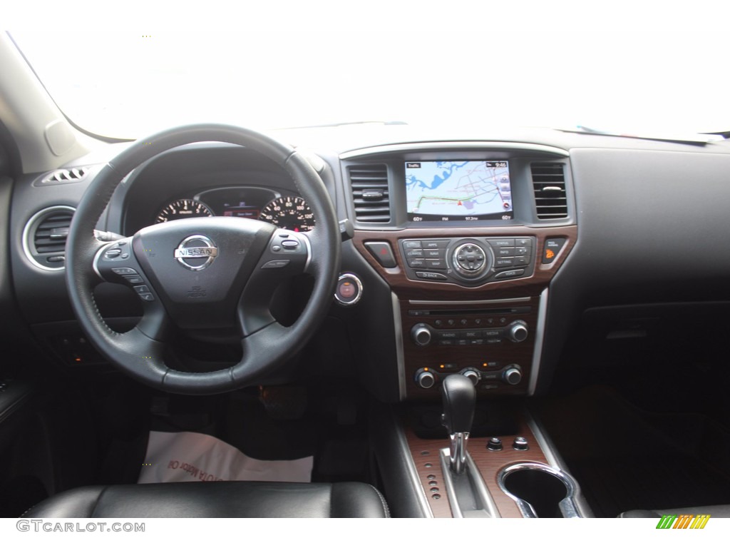 2017 Pathfinder Platinum - Magnetic Black / Charcoal photo #21