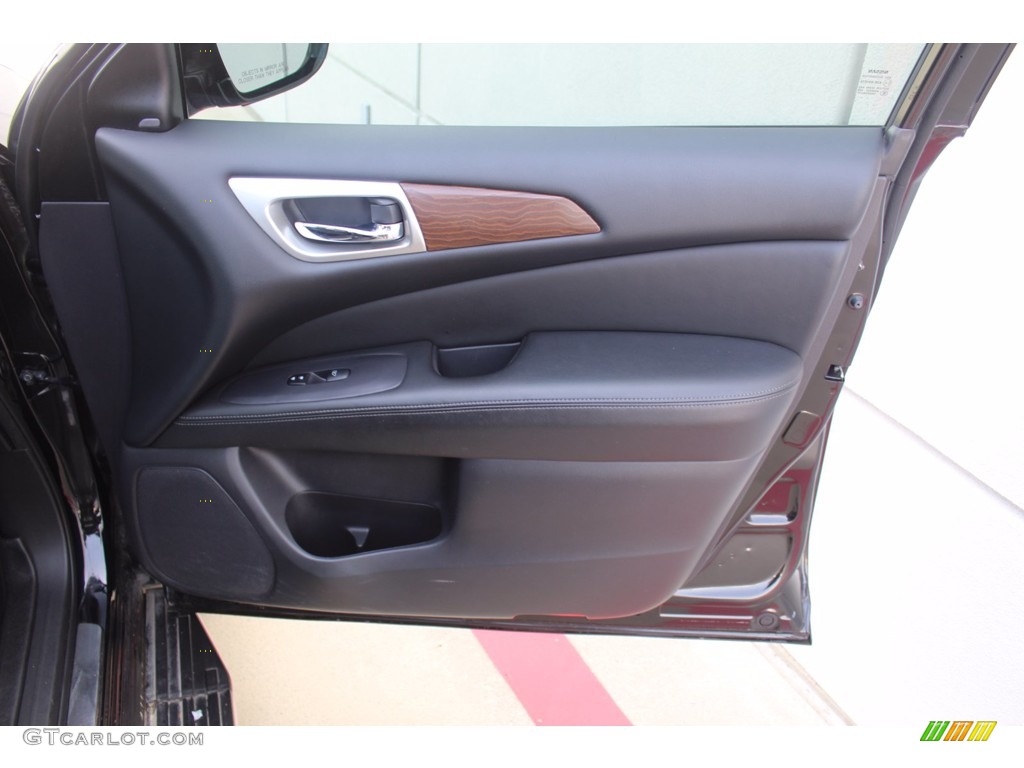 2017 Pathfinder Platinum - Magnetic Black / Charcoal photo #27