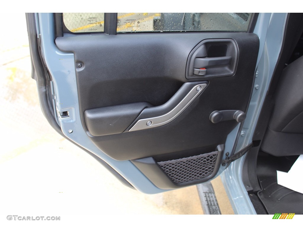 2015 Wrangler Unlimited Sport 4x4 - Anvil / Black photo #17
