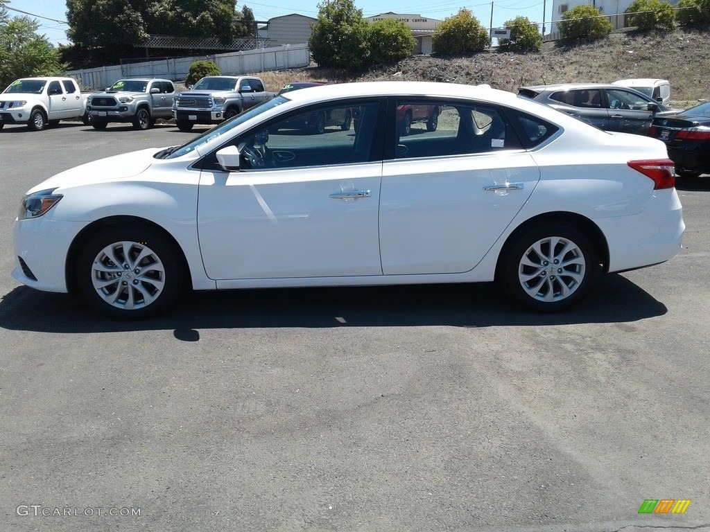 2019 Sentra SV - Aspen White Tricoat / Charcoal photo #11