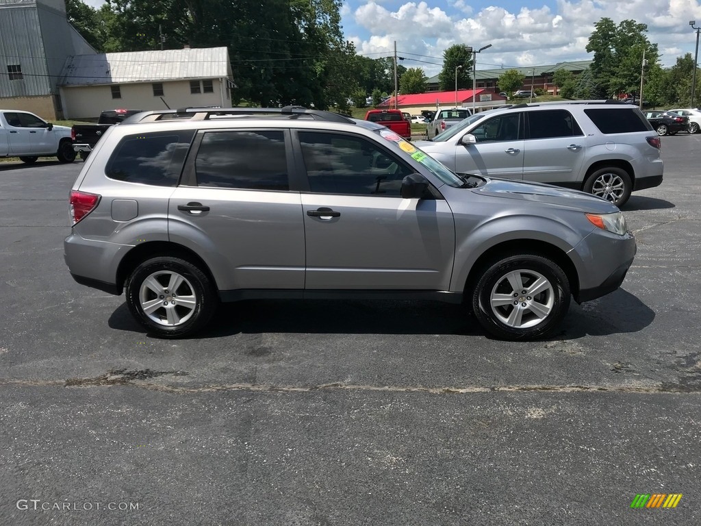 2011 Forester 2.5 X - Spark Silver Metallic / Platinum photo #5