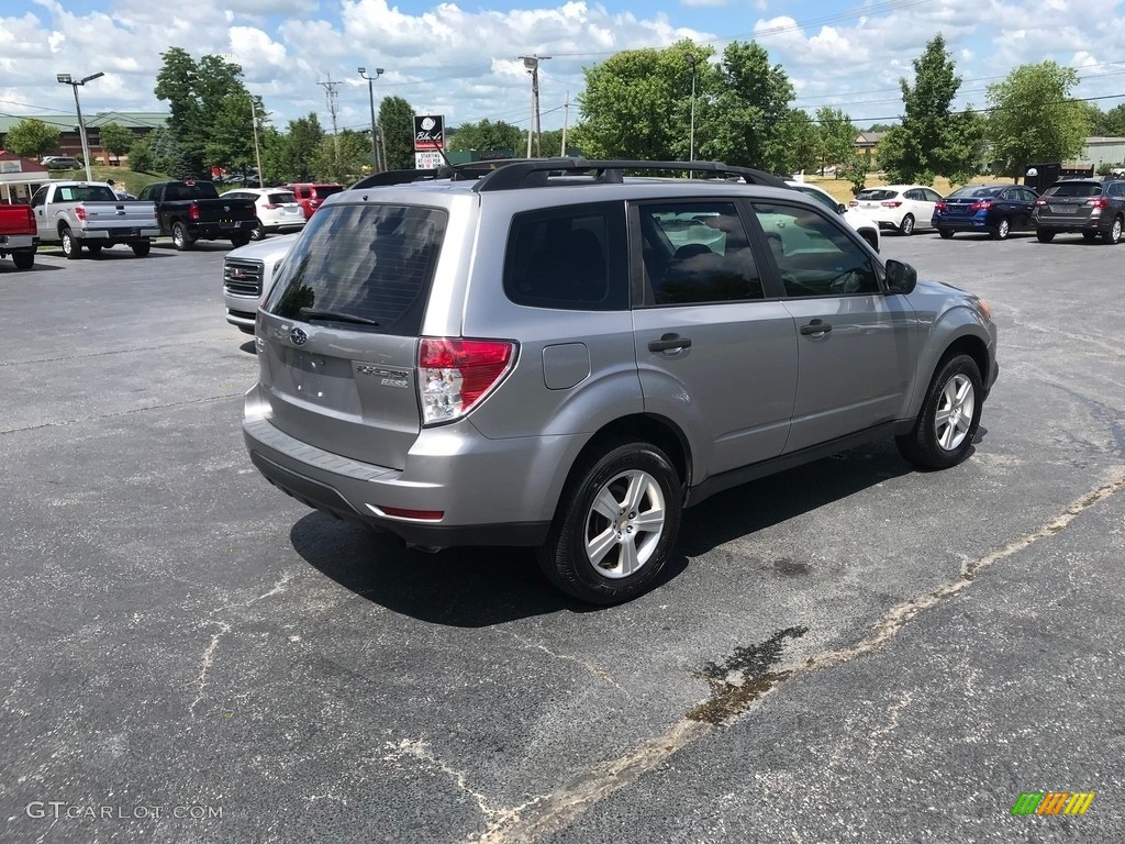 2011 Forester 2.5 X - Spark Silver Metallic / Platinum photo #6