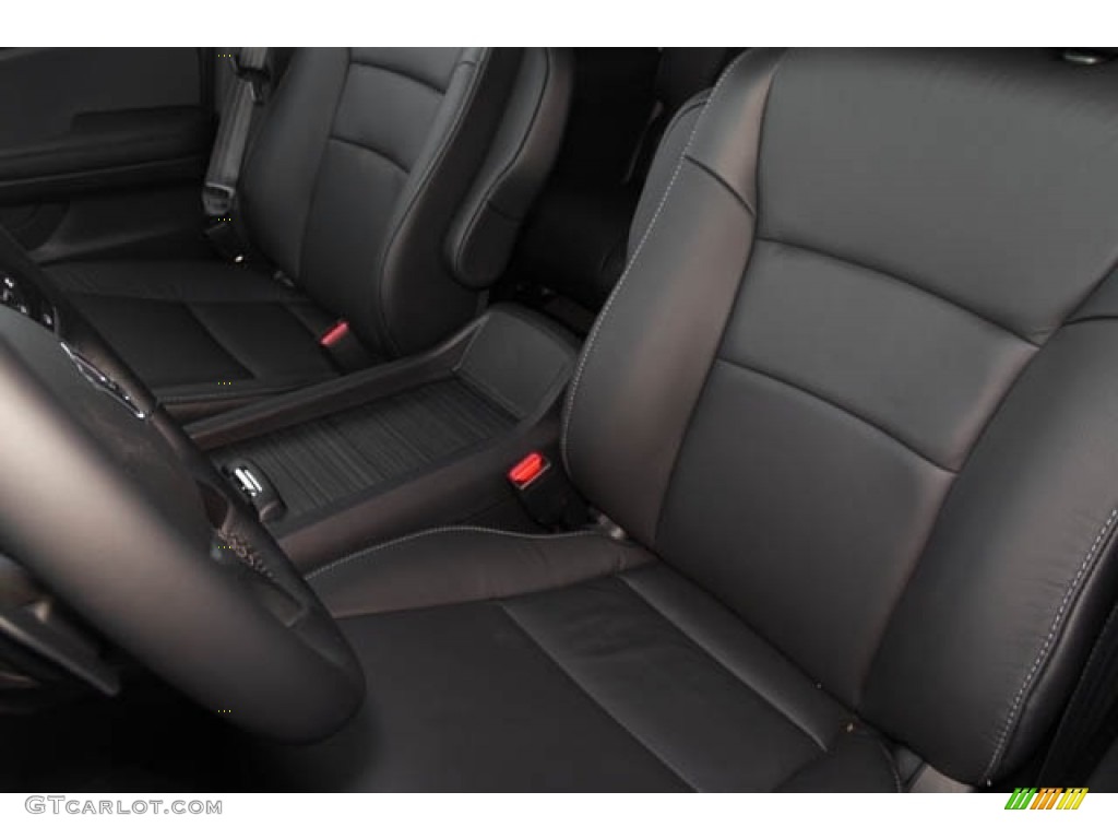 2021 Honda Pilot Touring Front Seat Photo #138901163