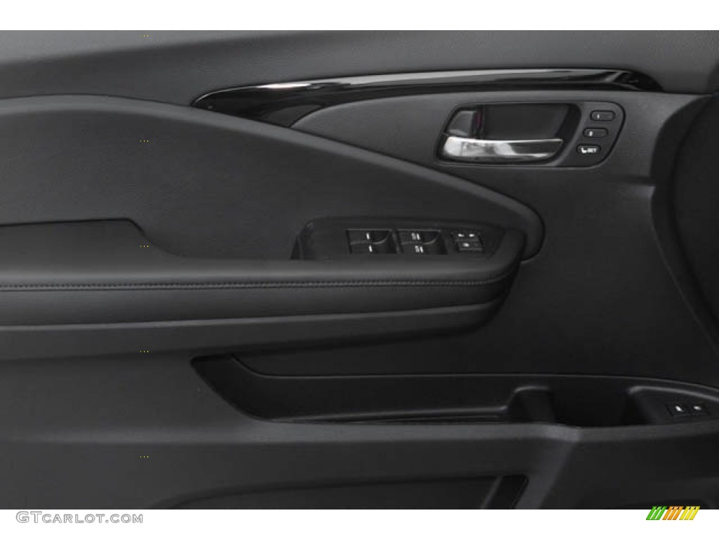 2021 Honda Pilot Touring Controls Photo #138901412