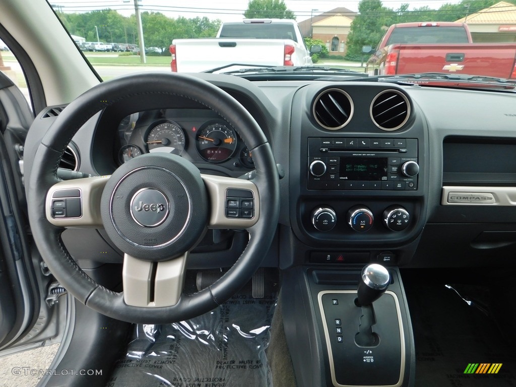 2017 Jeep Compass 75th Anniversary Edition Dark Slate Gray Dashboard Photo #138901967