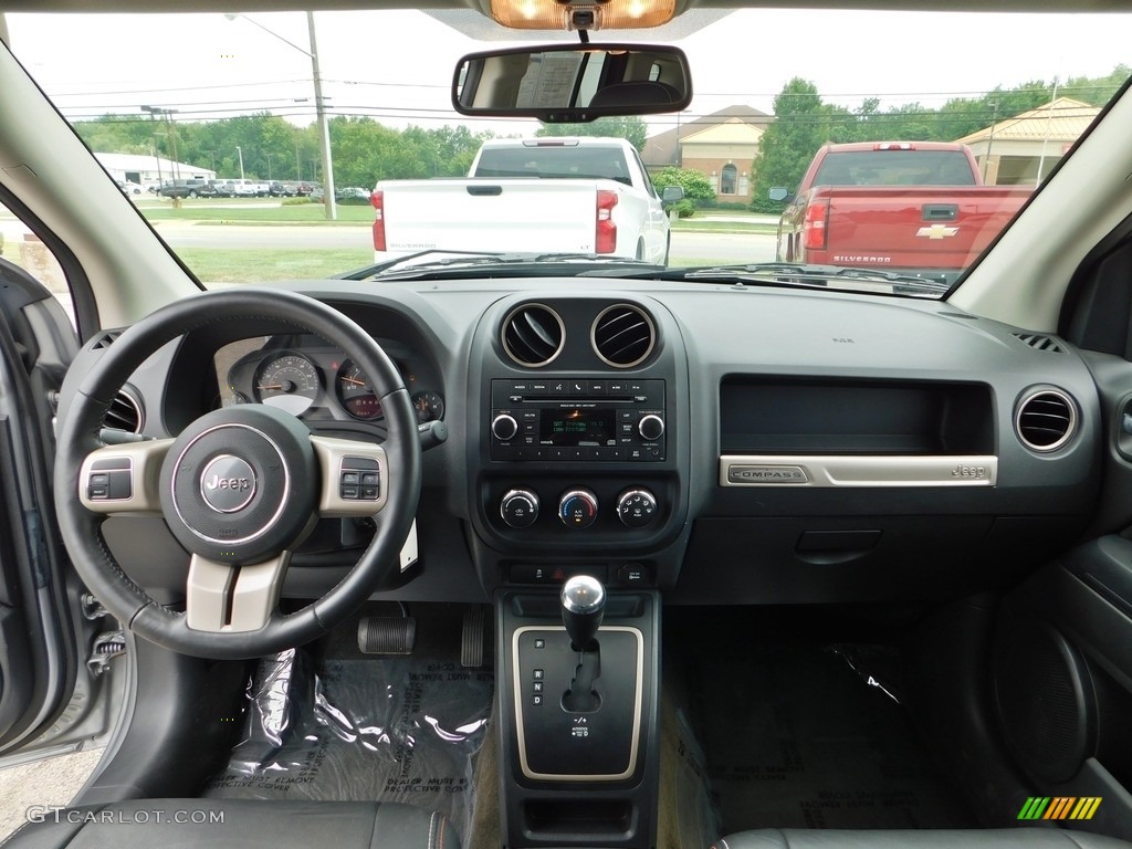 2017 Jeep Compass 75th Anniversary Edition Dashboard Photos