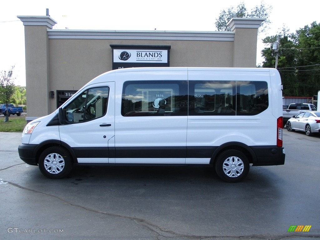 2019 Transit Passenger Wagon XLT 350 MR Long - Oxford White / Pewter photo #1