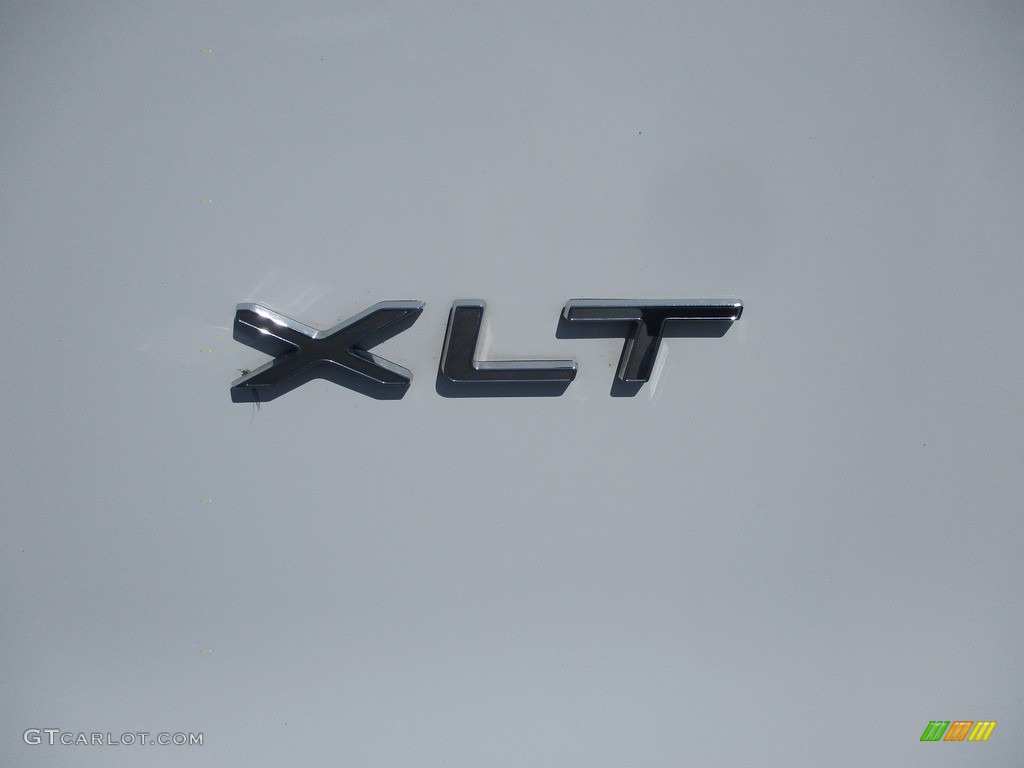 2019 Transit Passenger Wagon XLT 350 MR Long - Oxford White / Pewter photo #28