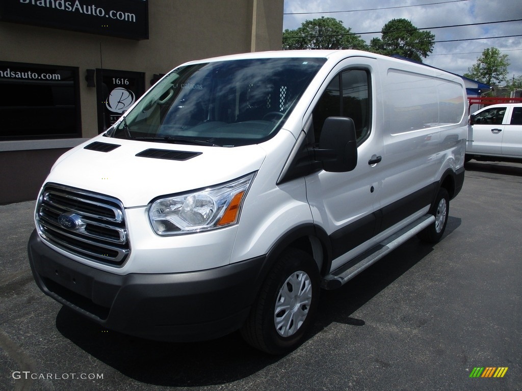 2019 Transit Van 250 LR Regular - Oxford White / Charcoal black photo #2