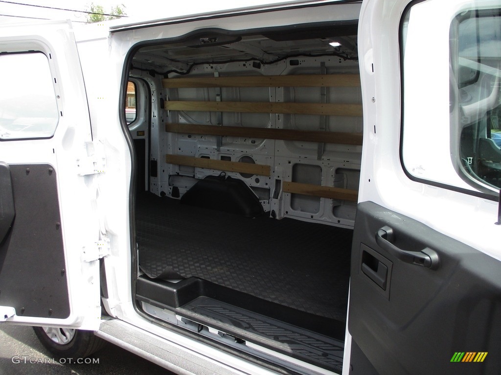 2019 Transit Van 250 LR Regular - Oxford White / Charcoal black photo #24