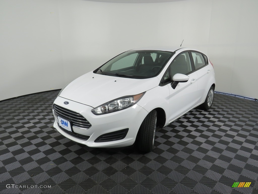 Oxford White 2015 Ford Fiesta S Hatchback Exterior Photo #138906539