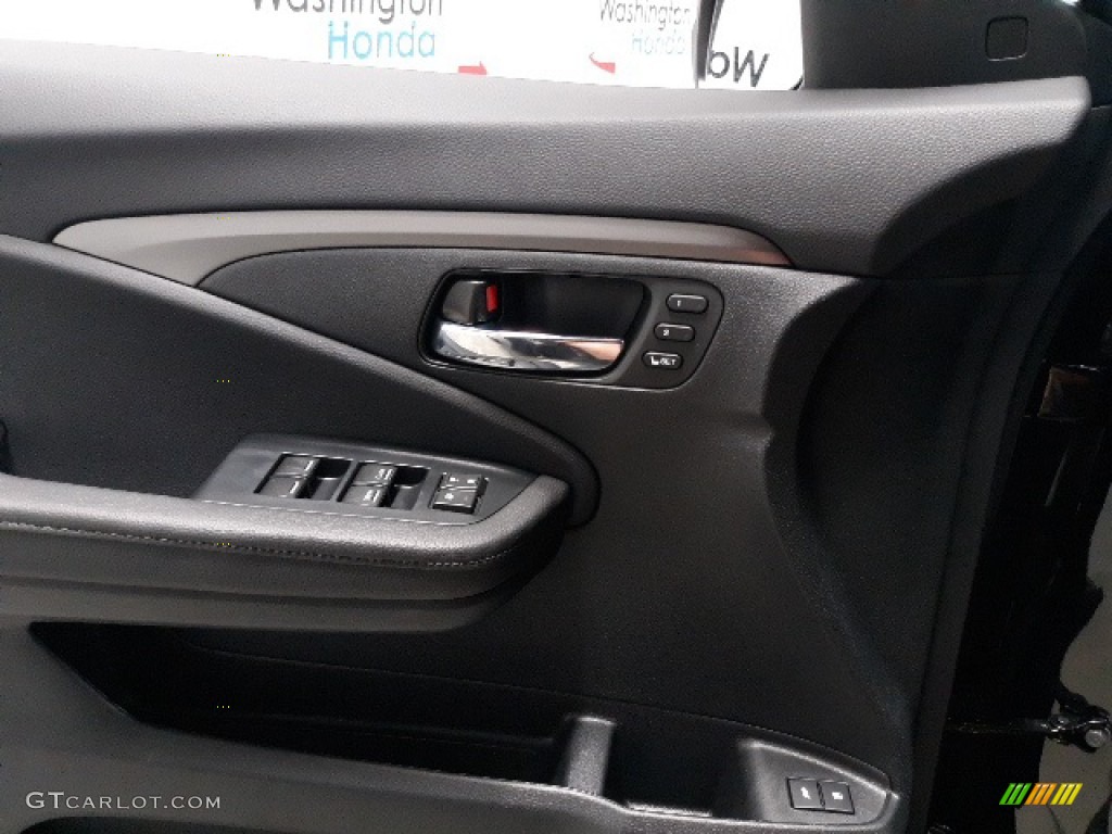 2020 Passport EX-L AWD - Black Forest Pearl / Gray photo #9