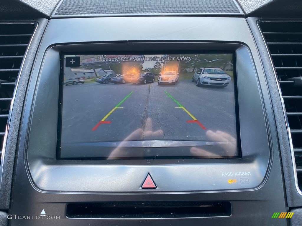 2016 Taurus Limited - Magnetic / Charcoal Black photo #24