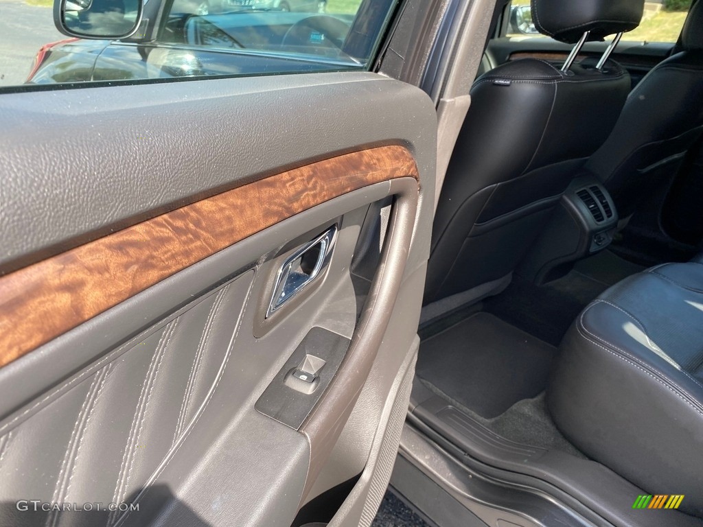 2016 Taurus Limited - Magnetic / Charcoal Black photo #42