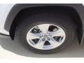 Super White - RAV4 XLE Photo No. 5
