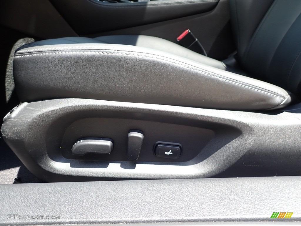 2017 Infiniti Q60 3.0t Premium AWD Coupe Front Seat Photo #138913520