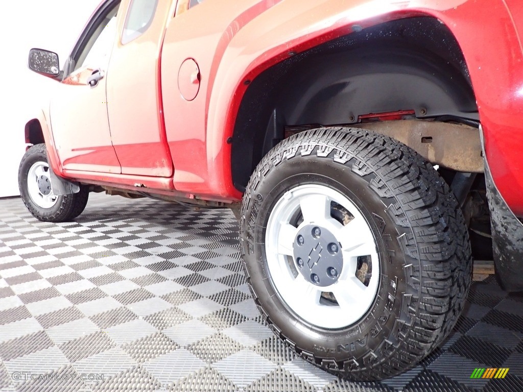 2008 Colorado LS Extended Cab 4x4 - Victory Red / Medium Pewter photo #9