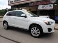 White - Outlander Sport ES Photo No. 9