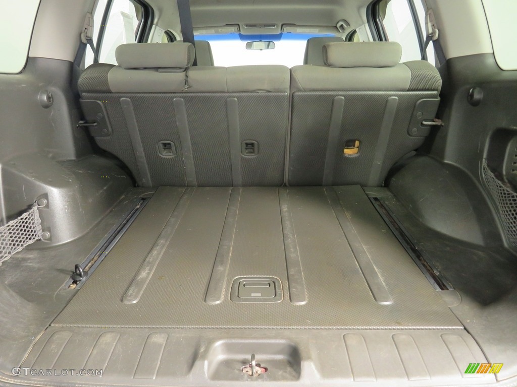 2006 Xterra S 4x4 - Silver Lightning Metallic / Desert/Graphite photo #13