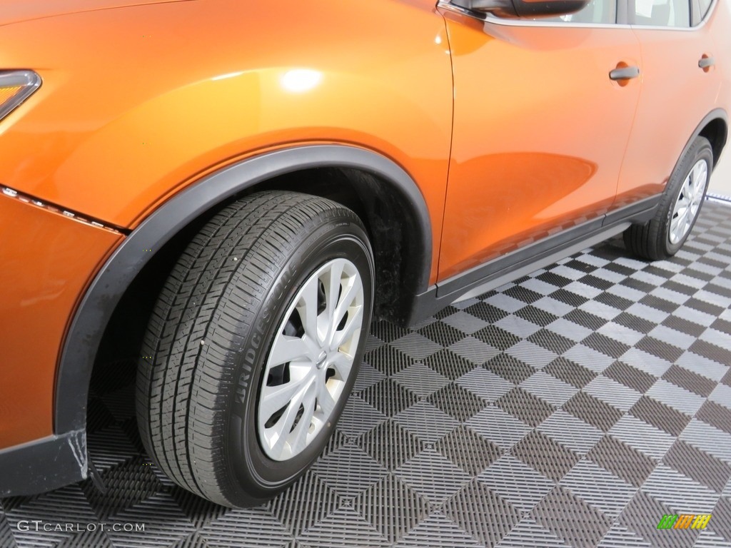 2017 Rogue S AWD - Monarch Orange / Charcoal photo #9