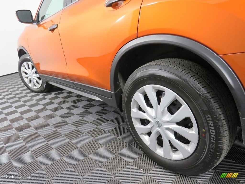 2017 Rogue S AWD - Monarch Orange / Charcoal photo #10