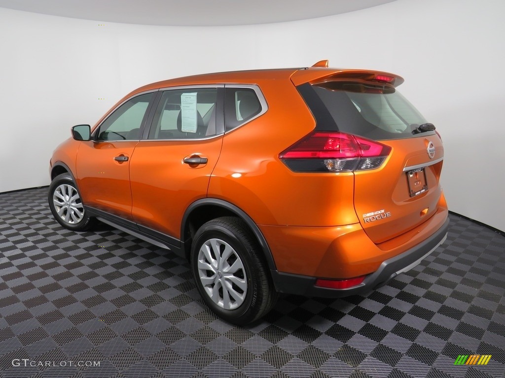 2017 Rogue S AWD - Monarch Orange / Charcoal photo #11