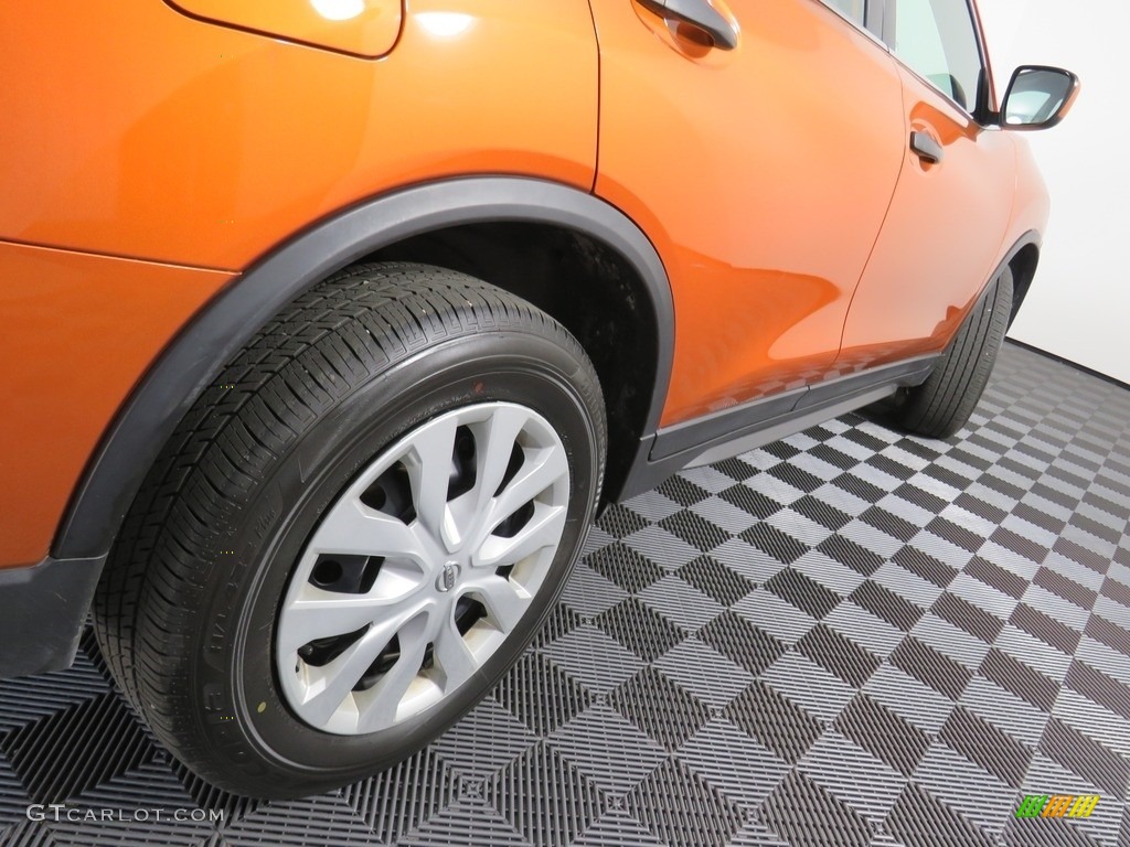2017 Rogue S AWD - Monarch Orange / Charcoal photo #16