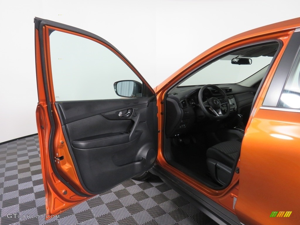 2017 Rogue S AWD - Monarch Orange / Charcoal photo #27