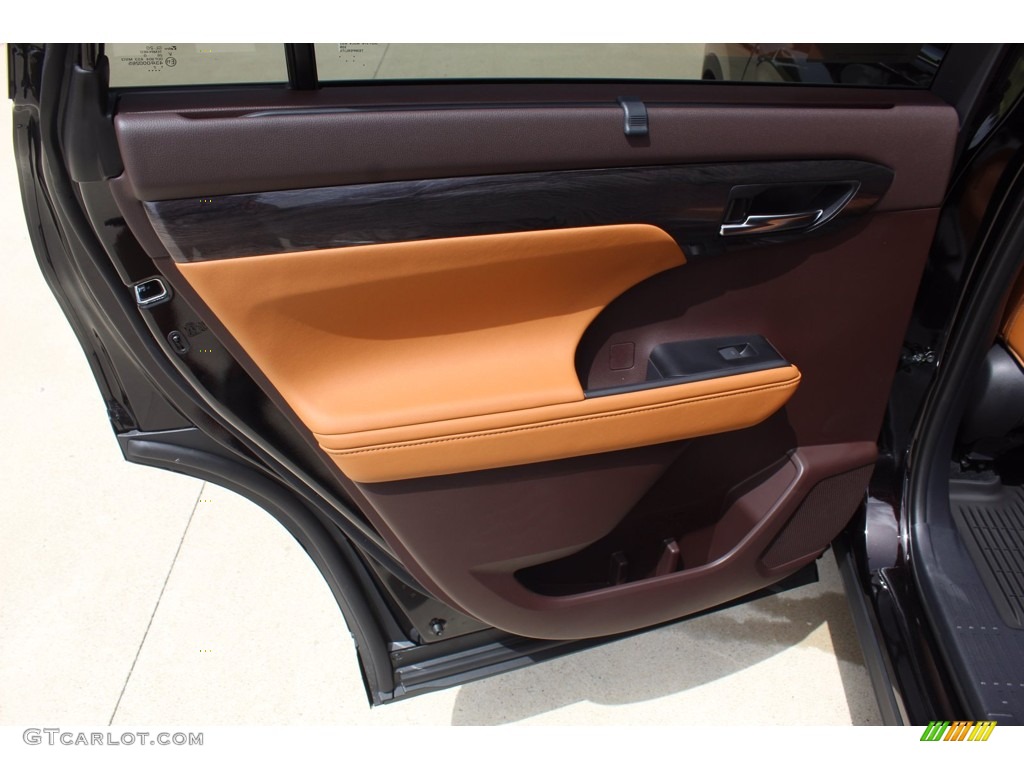 2020 Toyota Highlander Platinum Glazed Caramel Door Panel Photo #138921242