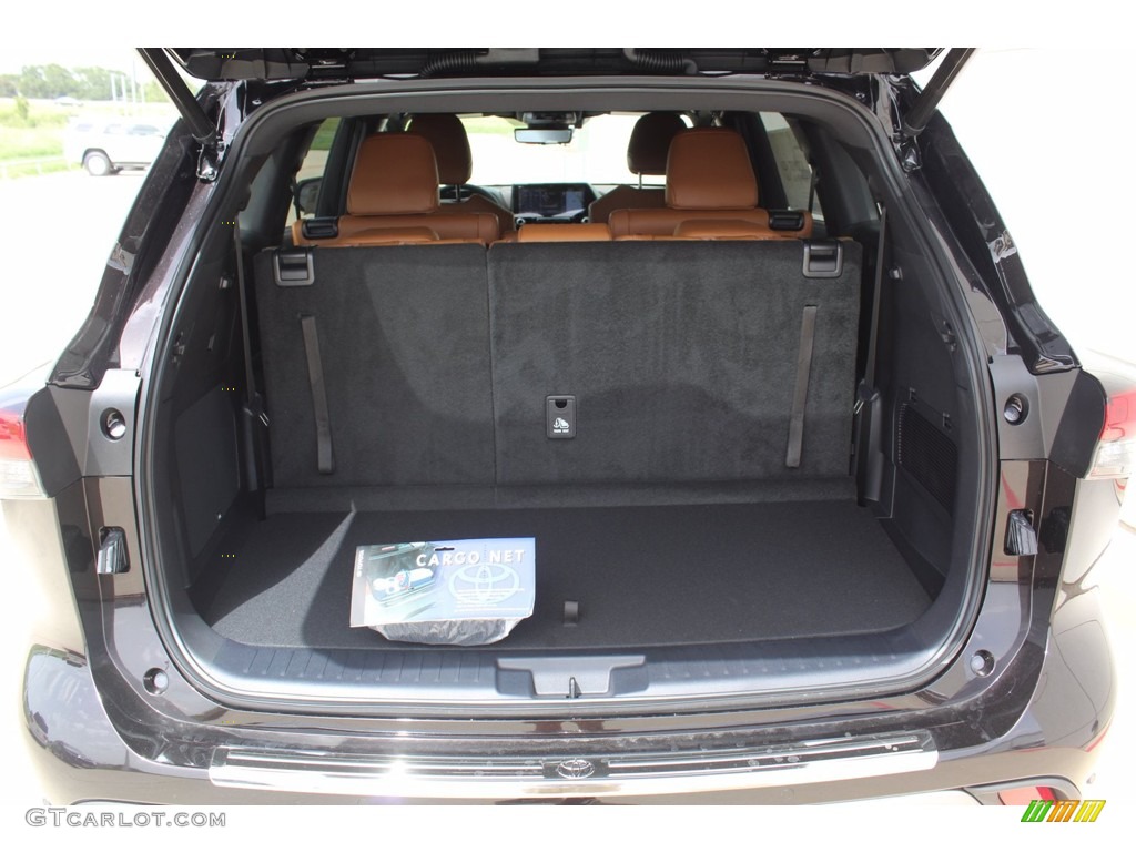 2020 Toyota Highlander Platinum Trunk Photo #138921287