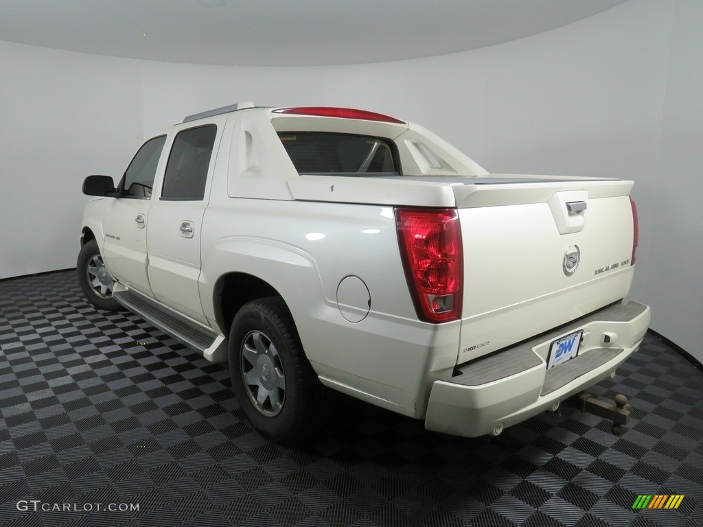 2004 Escalade EXT AWD - White Diamond / Shale photo #11