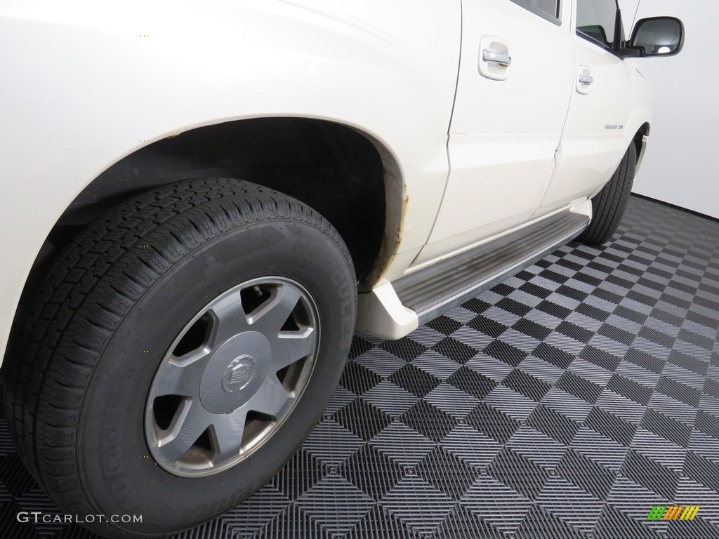 2004 Escalade EXT AWD - White Diamond / Shale photo #15