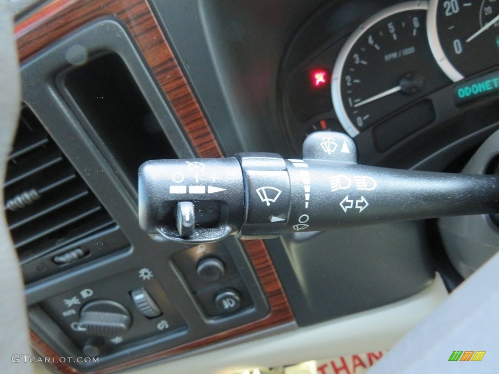 2004 Escalade EXT AWD - White Diamond / Shale photo #21