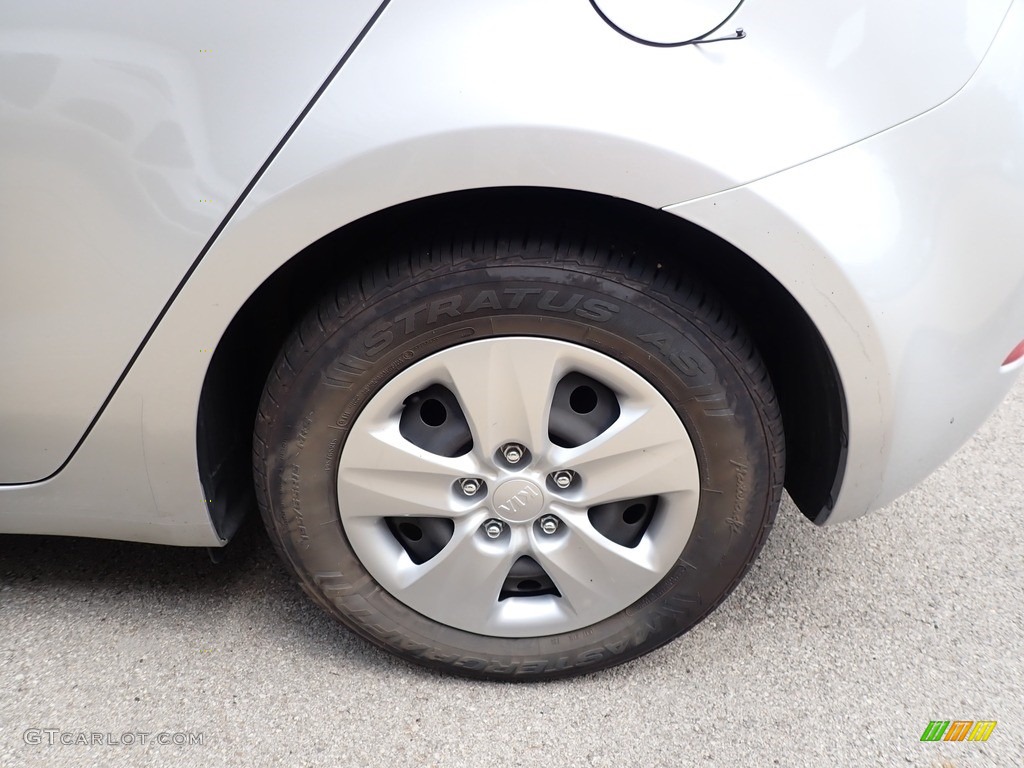 2017 Kia Forte5 LX Wheel Photos