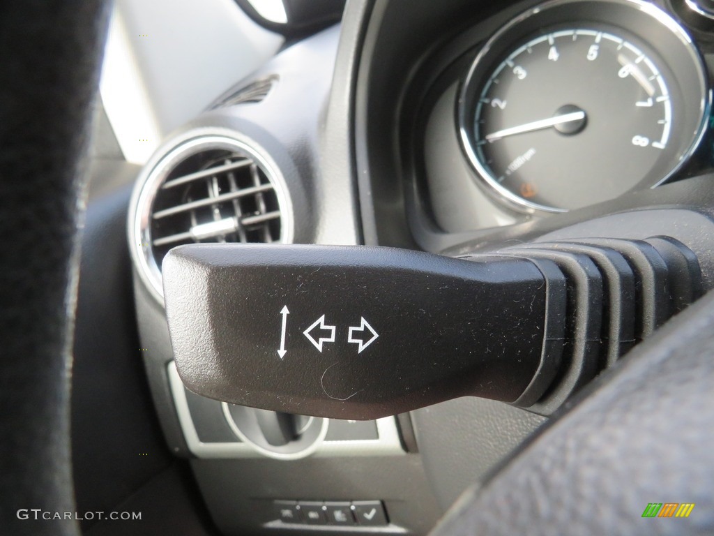 2012 Chevrolet Captiva Sport LS Controls Photo #138929366