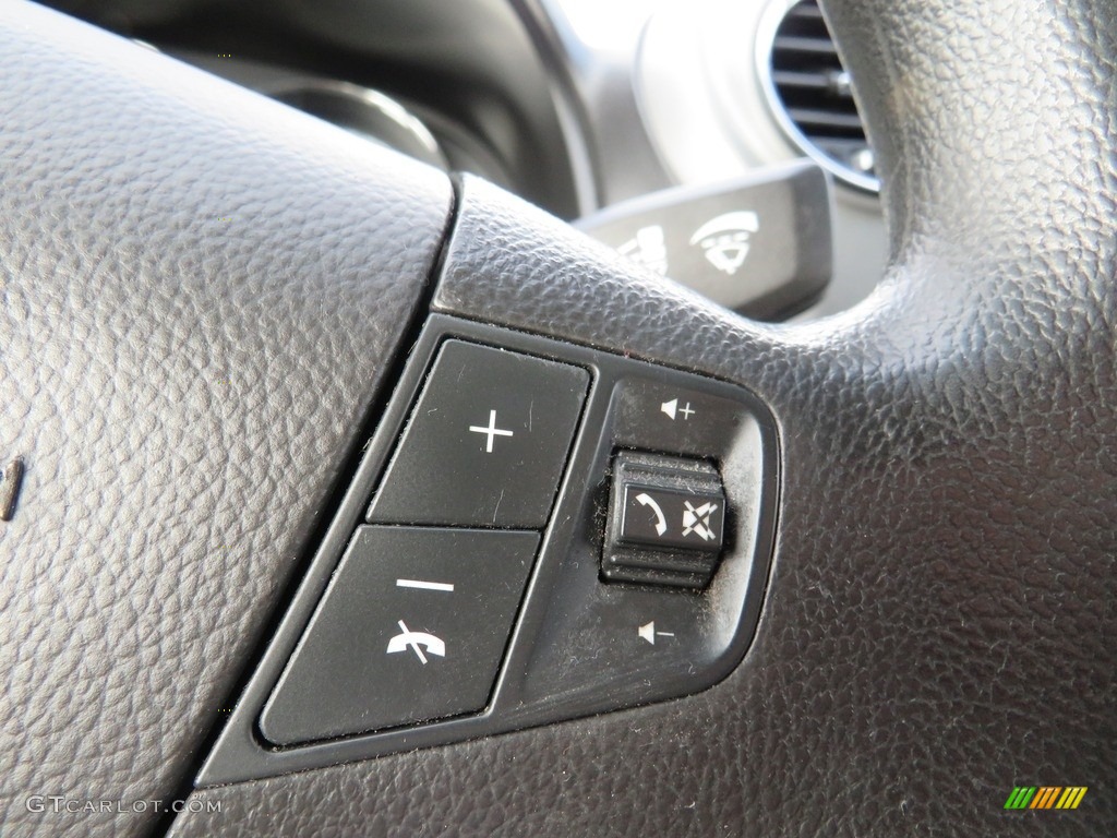 2012 Chevrolet Captiva Sport LS Steering Wheel Photos
