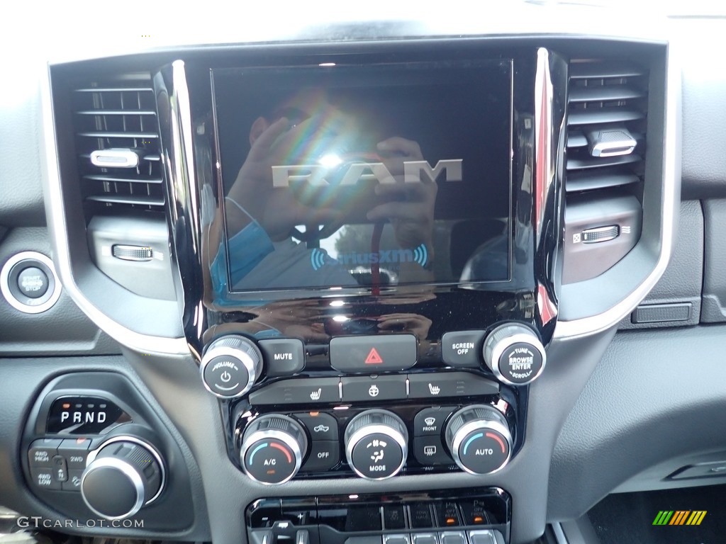 2020 Ram 2500 Big Horn Crew Cab 4x4 Controls Photo #138933074