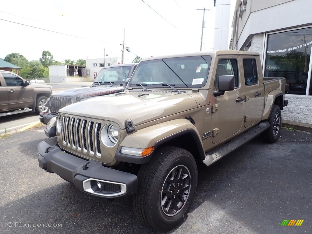 2020 Gladiator Overland 4x4 - Gator / Black/Dark Saddle photo #1