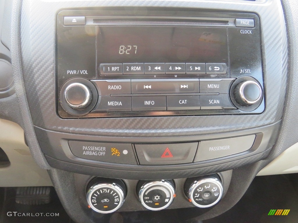 2017 Mitsubishi Outlander Sport ES AWC Controls Photo #138936080