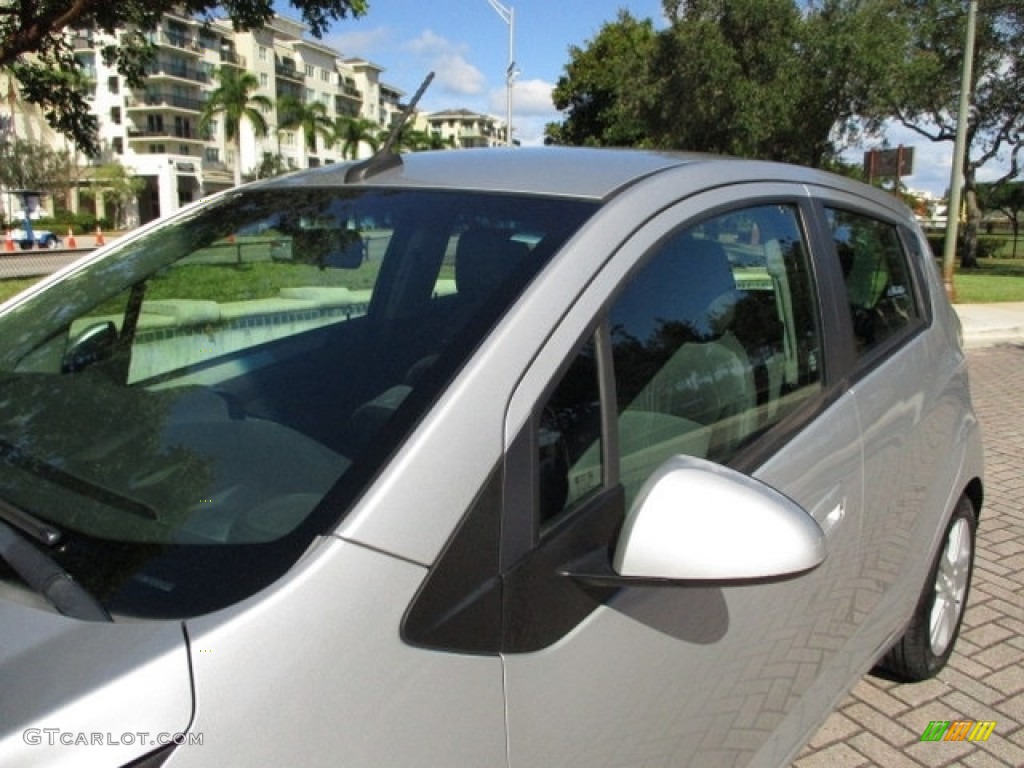 2013 Spark LT - Silver Ice / Dark Pewter/Silver photo #27