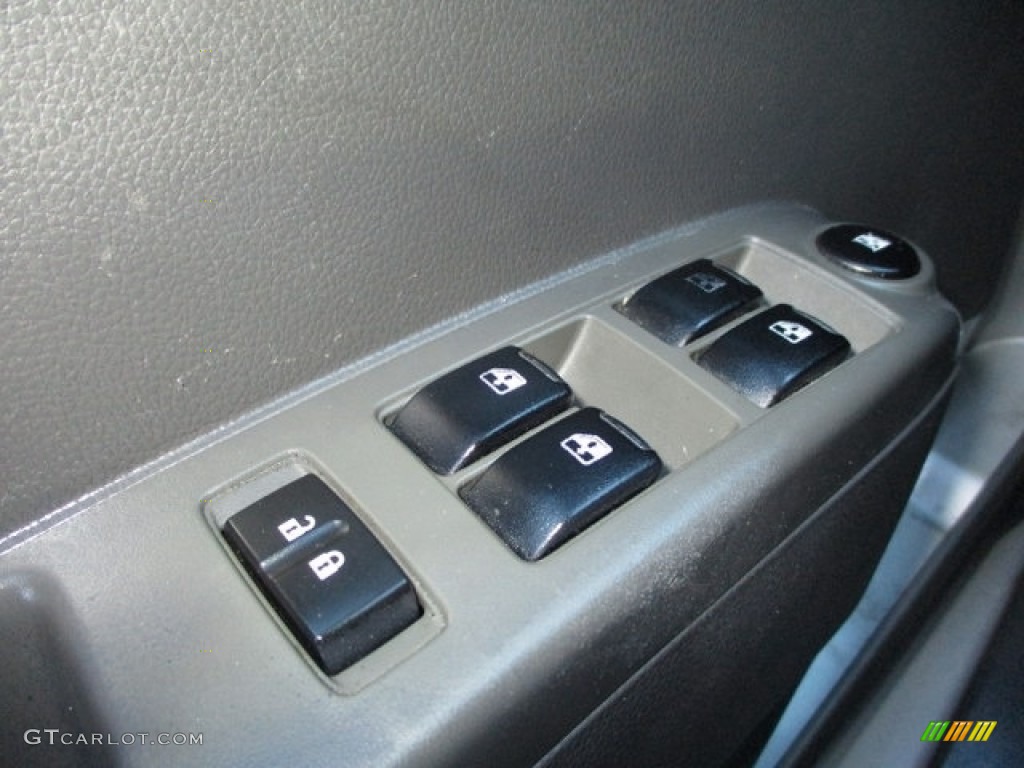 2013 Spark LT - Silver Ice / Dark Pewter/Silver photo #46