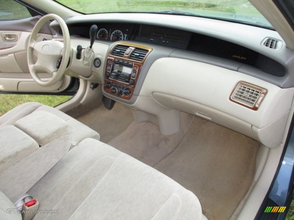 2001 Avalon XL - Silver Spruce Metallic / Ivory photo #12