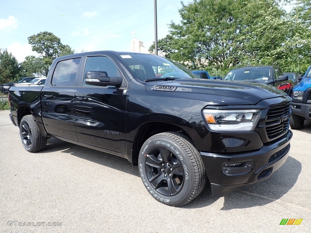 2020 1500 Big Horn Night Edition Crew Cab 4x4 - Diamond Black Crystal Pearl / Black photo #3