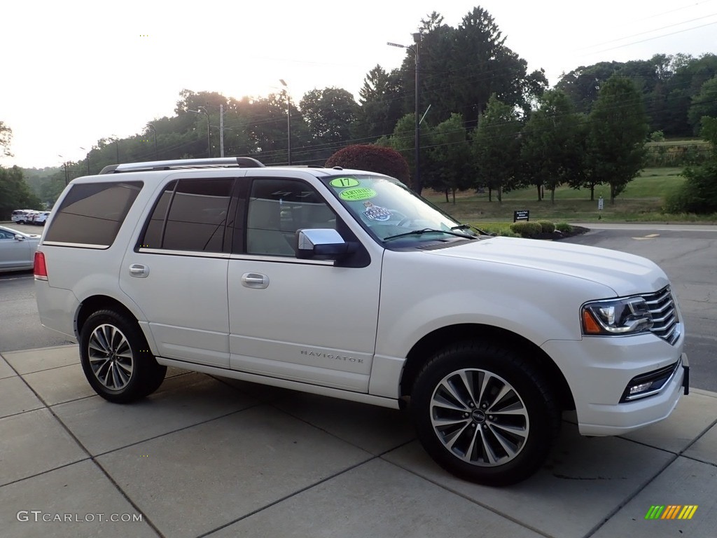 2017 Navigator Select 4x4 - White Platinum / Medium Light Stone photo #7