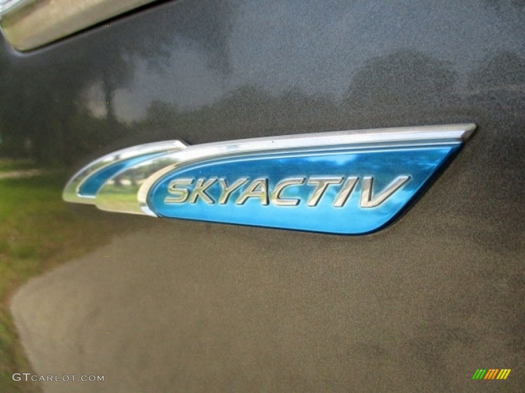 2012 Mazda MAZDA3 i Grand Touring 4 Door Marks and Logos Photos