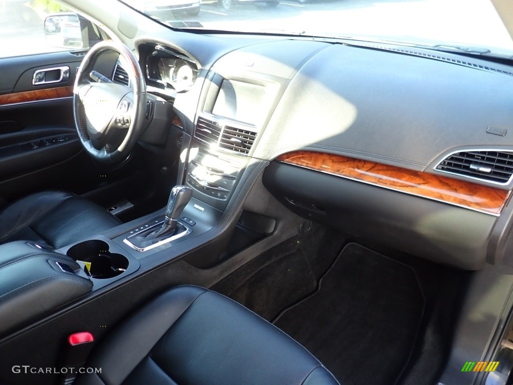 2013 MKT EcoBoost AWD - Tuxedo Black / Charcoal Black photo #10