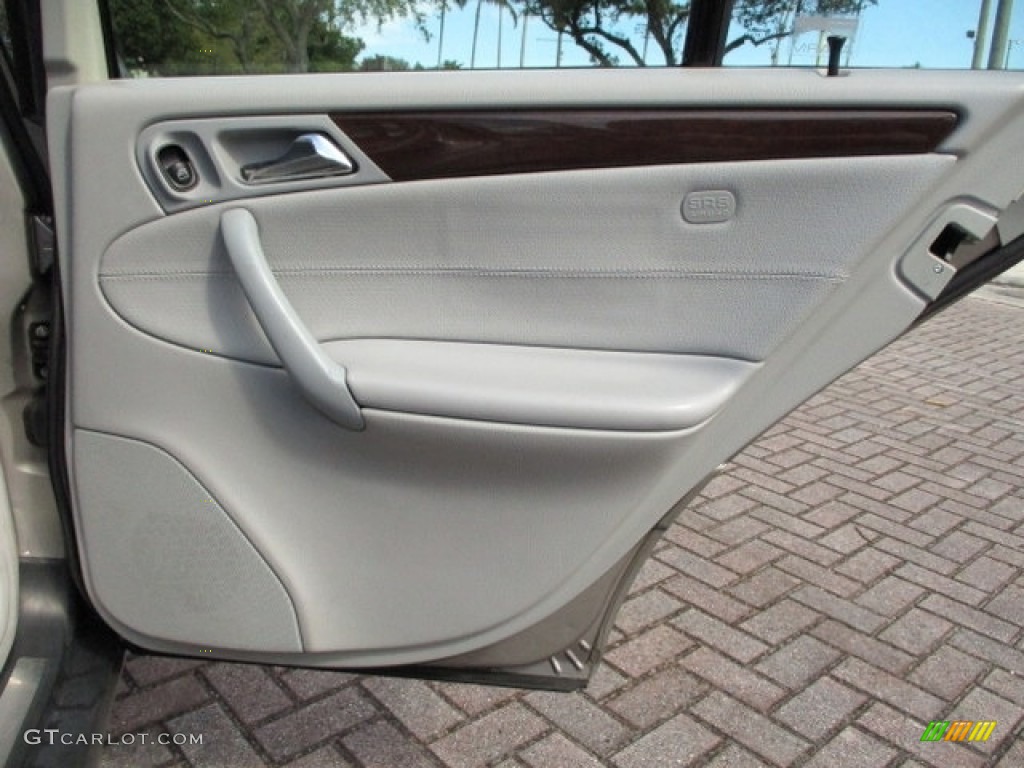 2003 Mercedes-Benz C 240 4Matic Wagon Door Panel Photos
