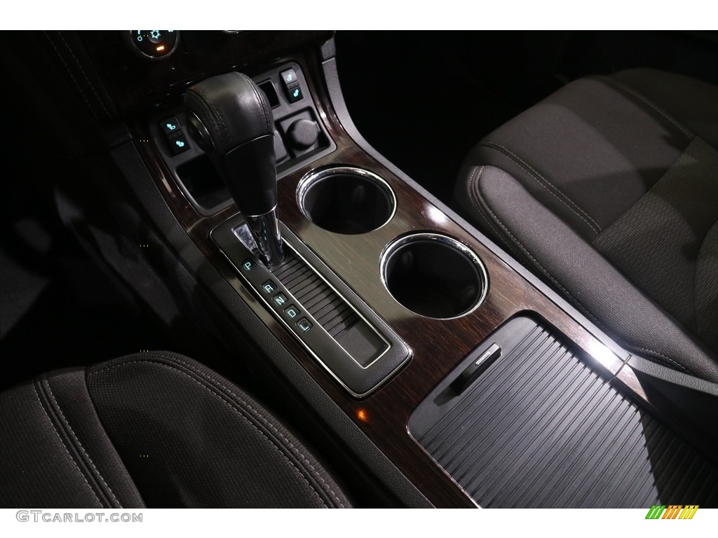 2017 Traverse LT - Summit White / Ebony photo #13