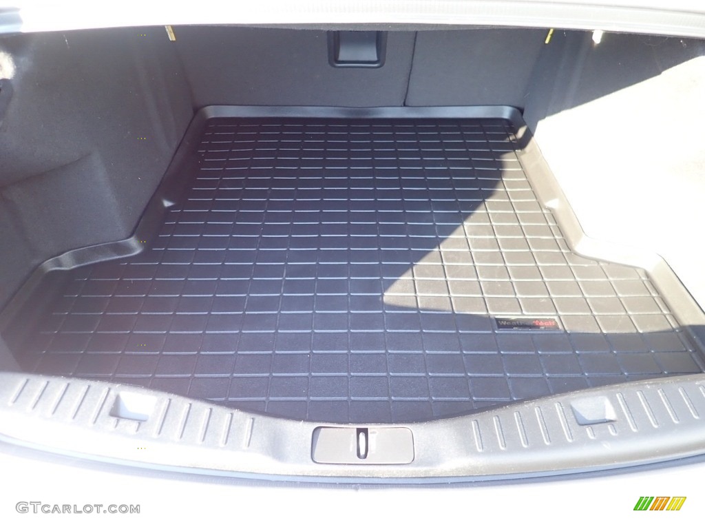 2016 Lincoln MKZ 3.7 AWD Trunk Photos