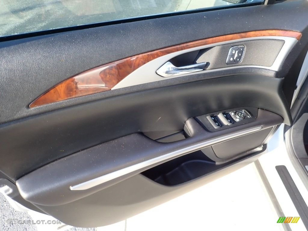2016 Lincoln MKZ 3.7 AWD Ebony Door Panel Photo #138943799